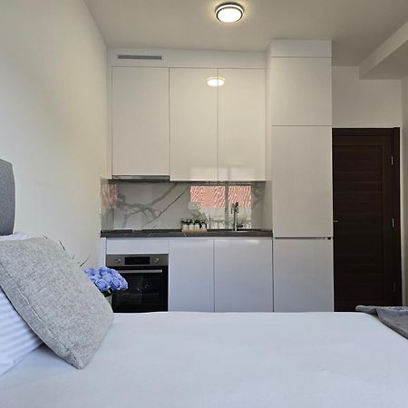 Adriatic Apartments Будва Экстерьер фото